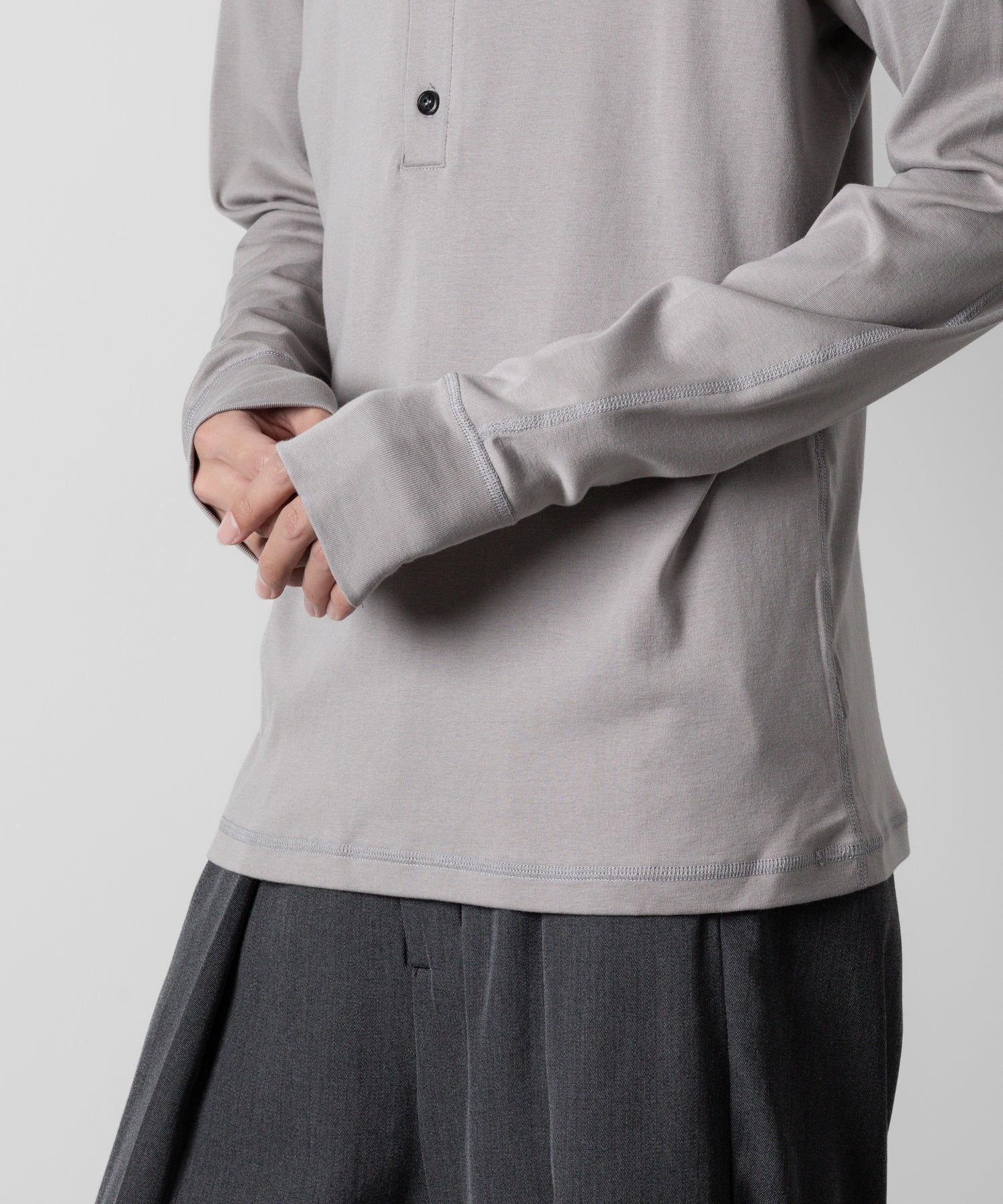 ATTACHMENT アタッチメントのSVIN CO RIB HENLEY NECK L/S TEE - GRAY 公式通販サイトsession福岡セレクトショップ