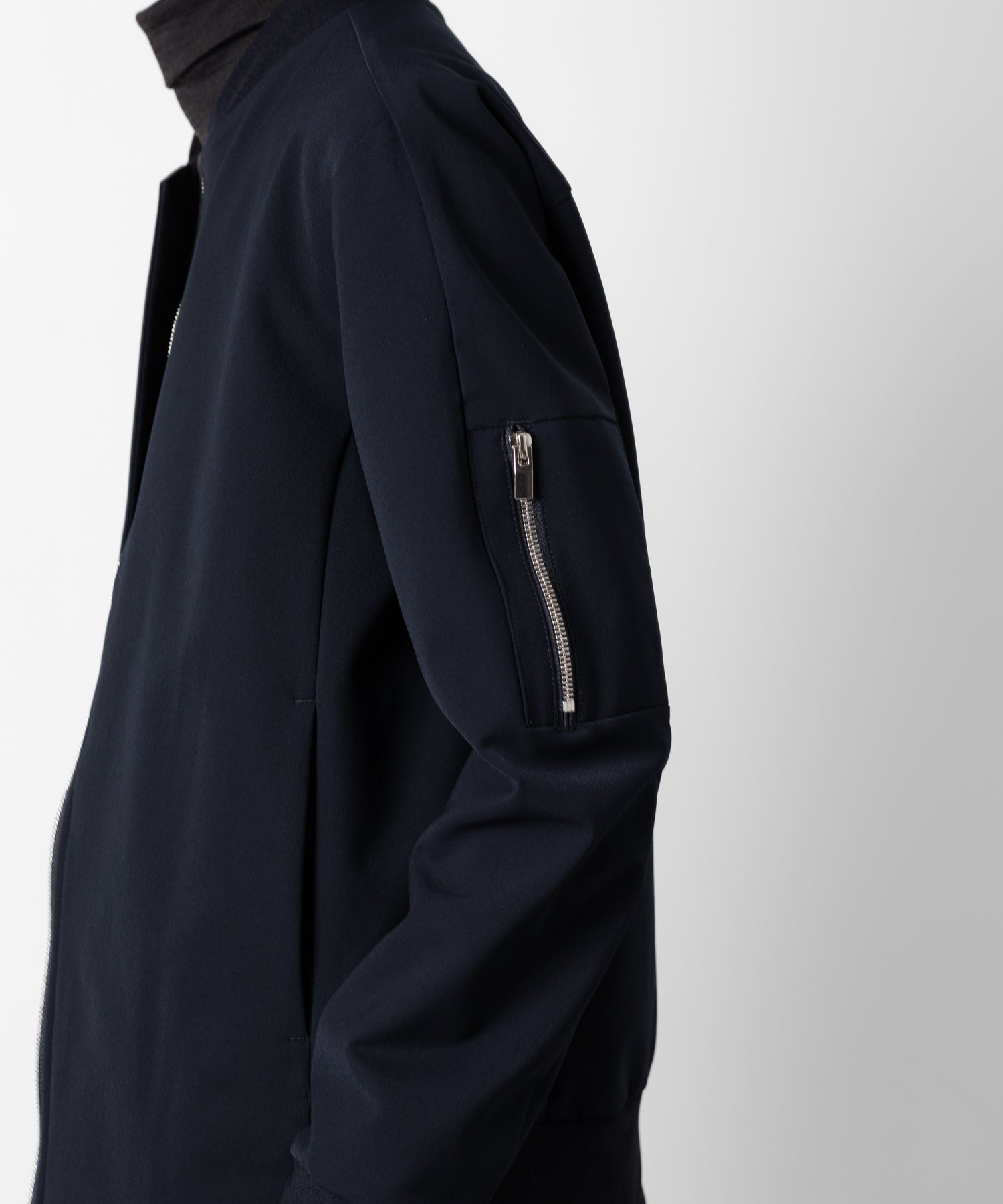 ATTACHMENT アタッチメントの別注SOLOTEX DOUBLE CLOTH SLIM FIT MA-1 - NAVYの公式通販サイトsession福岡セレクトショップ
