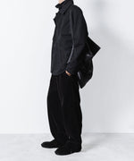 画像をギャラリービューアに読み込む, ATTACHMENT アタッチメントのFINX CO CORDUROY 1TUCK WIDE TROUSERS - BLACKの公式通販サイトsession福岡セレクトショップ
