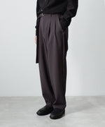 画像をギャラリービューアに読み込む, ATTACHMENT アタッチメントのPE STRETCH DOUBLE CLOTH BELTED WIDE TAPERED TROUSERS - D.BROWNの公式通販サイトsession福岡セレクトショップ
