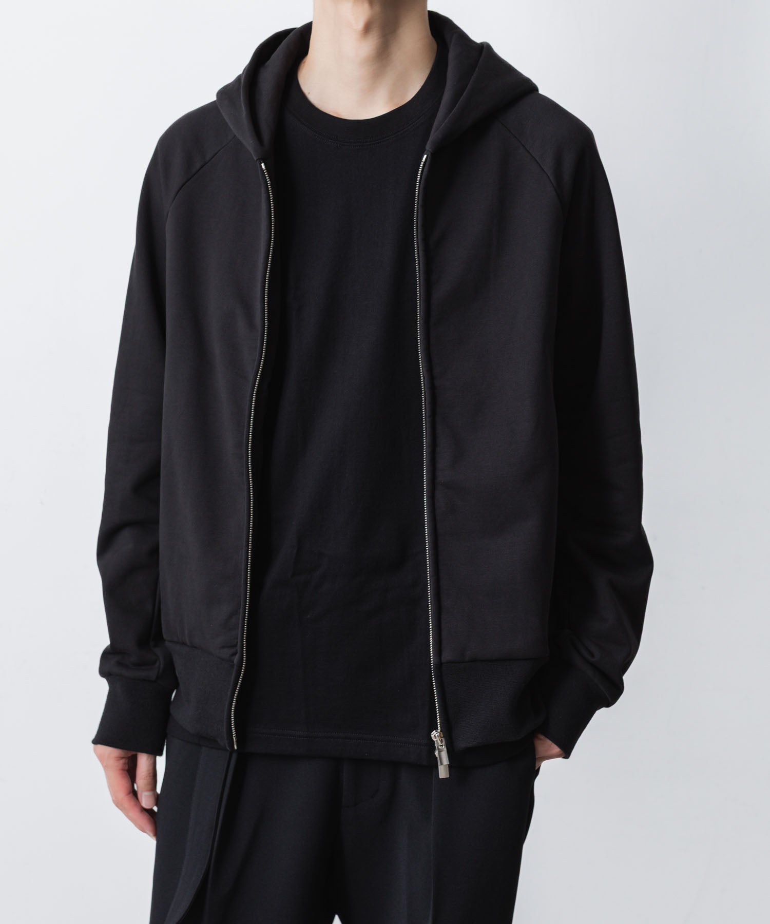 ATTACHMENT / EXCLUSIVE ITEMアタッチメントのCO STRECH TERRY ZIP UP HOODIE - BLACKの公式通販サイトsession福岡セレクトショップ