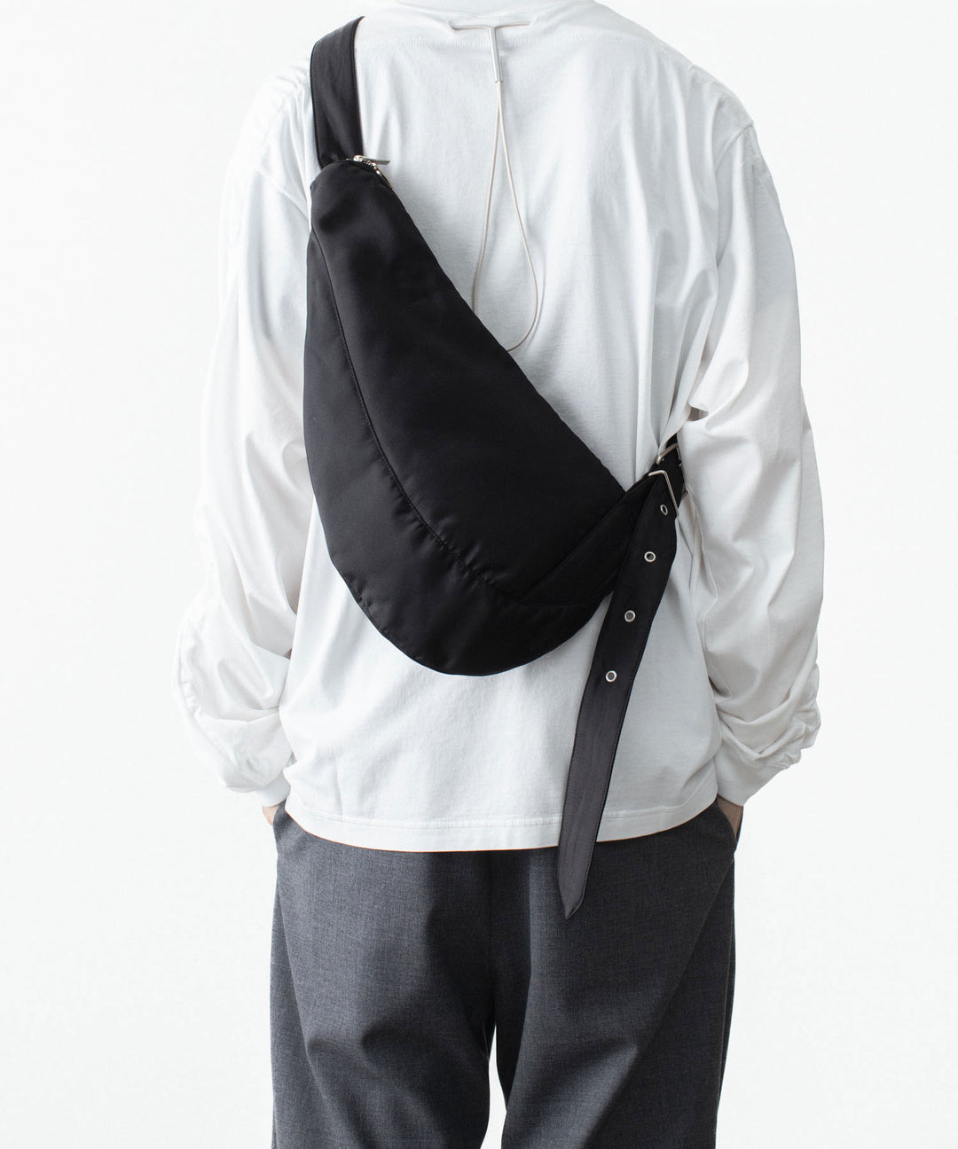 VEIN ヴェインのREVERSE SATIN SHOULDER BAG - BLACKの公式通販サイトsession福岡セレクトショップ