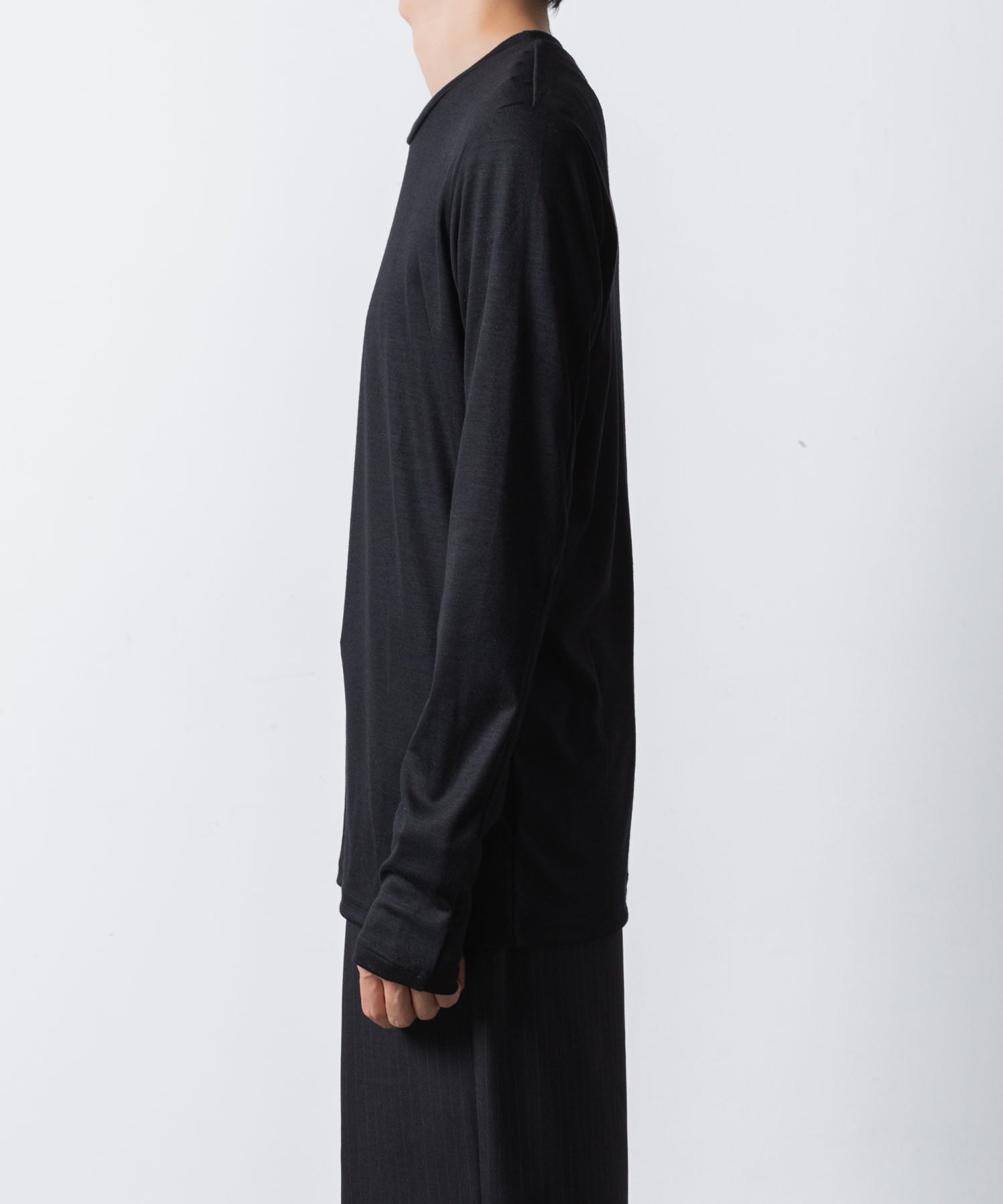 ATTACHMENT アタッチメントの1/60 WOOL SMOOTH SLIM FIT L/S TEE - BLACKの公式通販サイトsession福岡セレクトショップ