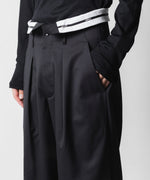 画像をギャラリービューアに読み込む, ATTACHMENT アタッチメントのT/W/SI STRETCH GABARDINE FLAP TROUSERS - BLACKの公式通販サイトsession福岡セレクトショップ
