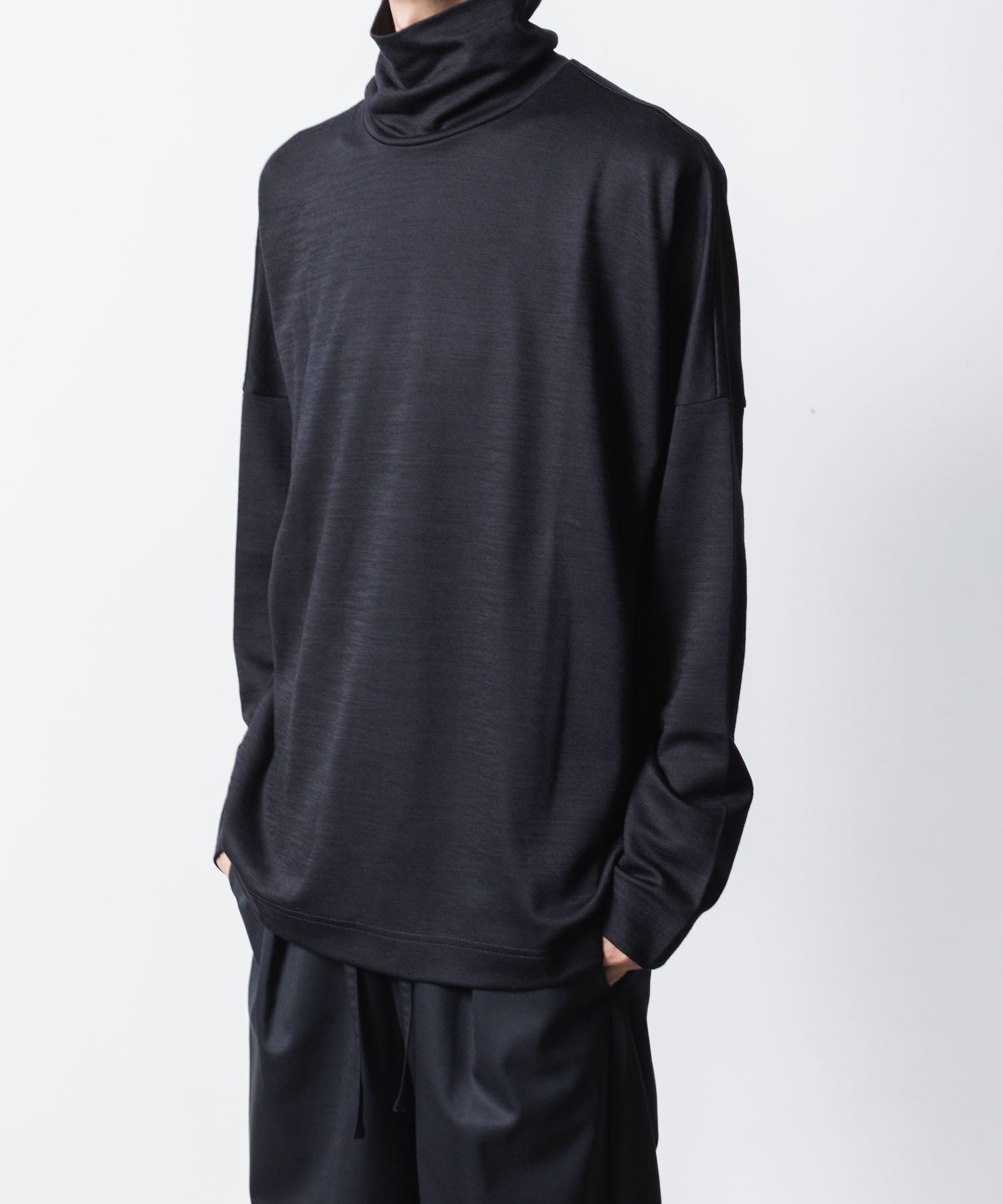 ATTACHMENT / EXCLUSIVE ITEM アタッチメントのWO/NYスムース ハイネックカットソー L/S - D.NAVYの公式通販サイトsession福岡セレクトショップ