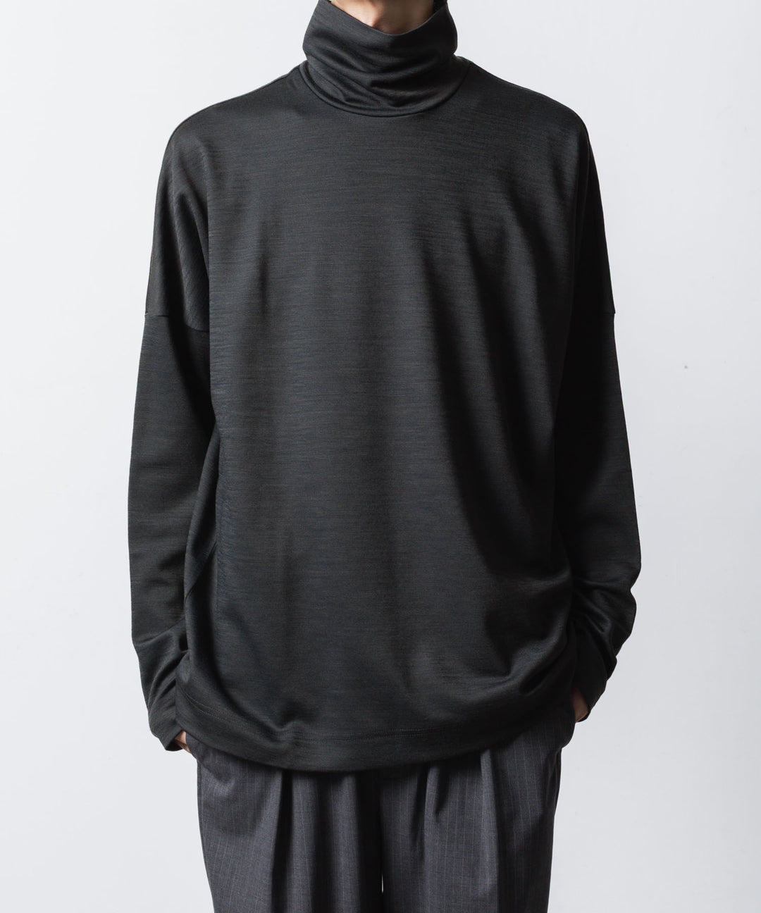 ATTACHMENT / EXCLUSIVE ITEM アタッチメントのWO/NYスムース ハイネックカットソー L/S - D.GRAYの公式通販サイトsession福岡セレクトショップ