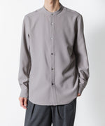 画像をギャラリービューアに読み込む, ATTACHMENT アタッチメントのPE COMPACT TWILL BAND COLLAR DRESS SHIRT - L.KH GRAYの公式通販サイトsession福岡セレクトショップ
