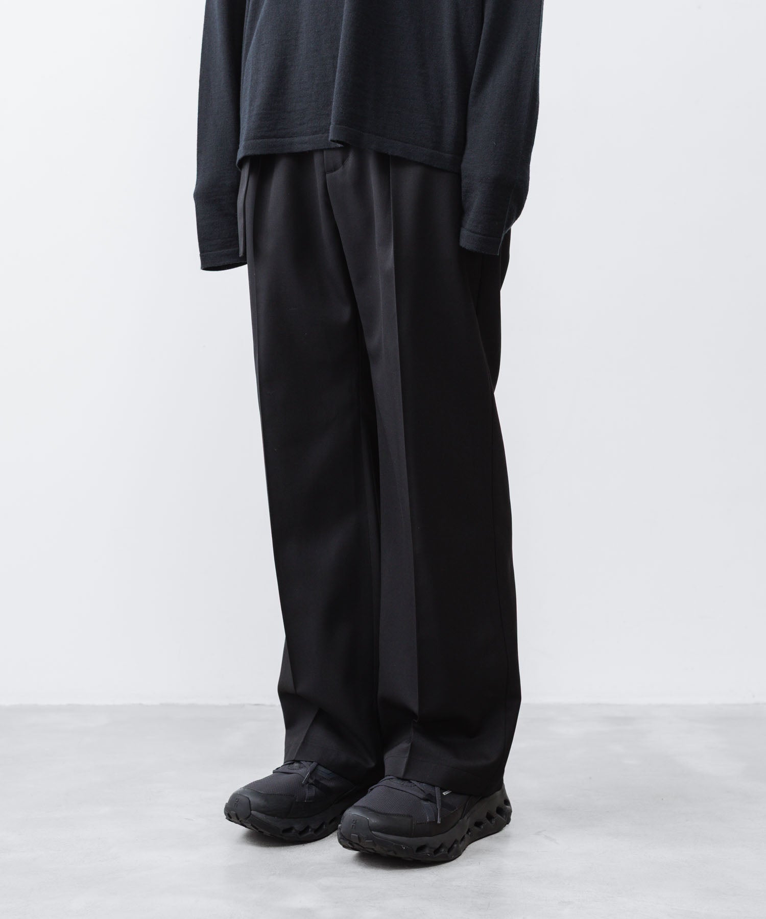 ATTACHMENT / EXCLUSIVE ITEMアタッチメントのWO/PE STRECH GABARDINE BELTED TROUSERS - BLACKの公式通販サイトsession福岡セレクトショップ