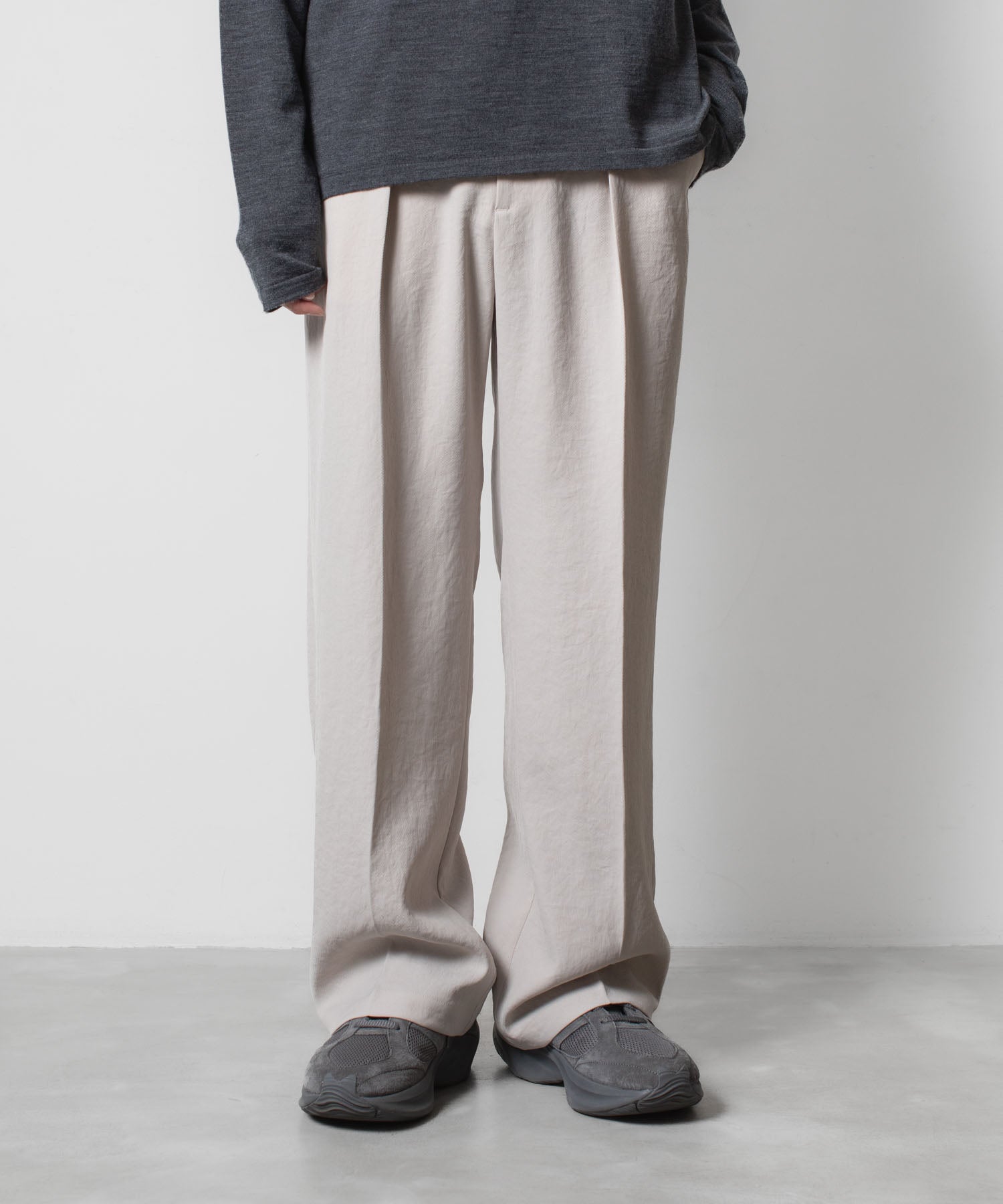 VEIN ヴェインのPE KERSEY 1TUCK TROUSERS - L.BEIGEの公式通販サイトsession福岡セレクトショップ