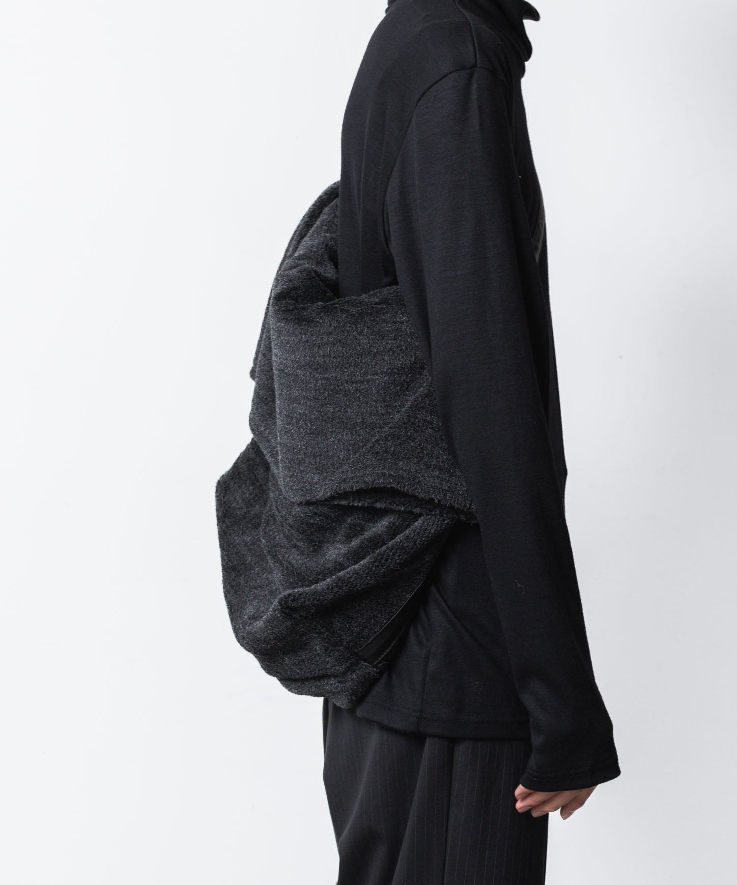 ATTACHMENT アタッチメントのWO/ALPACA BOA SHOULDER BAG - D.GRAYの公式通販サイトsession福岡セレクトショップ