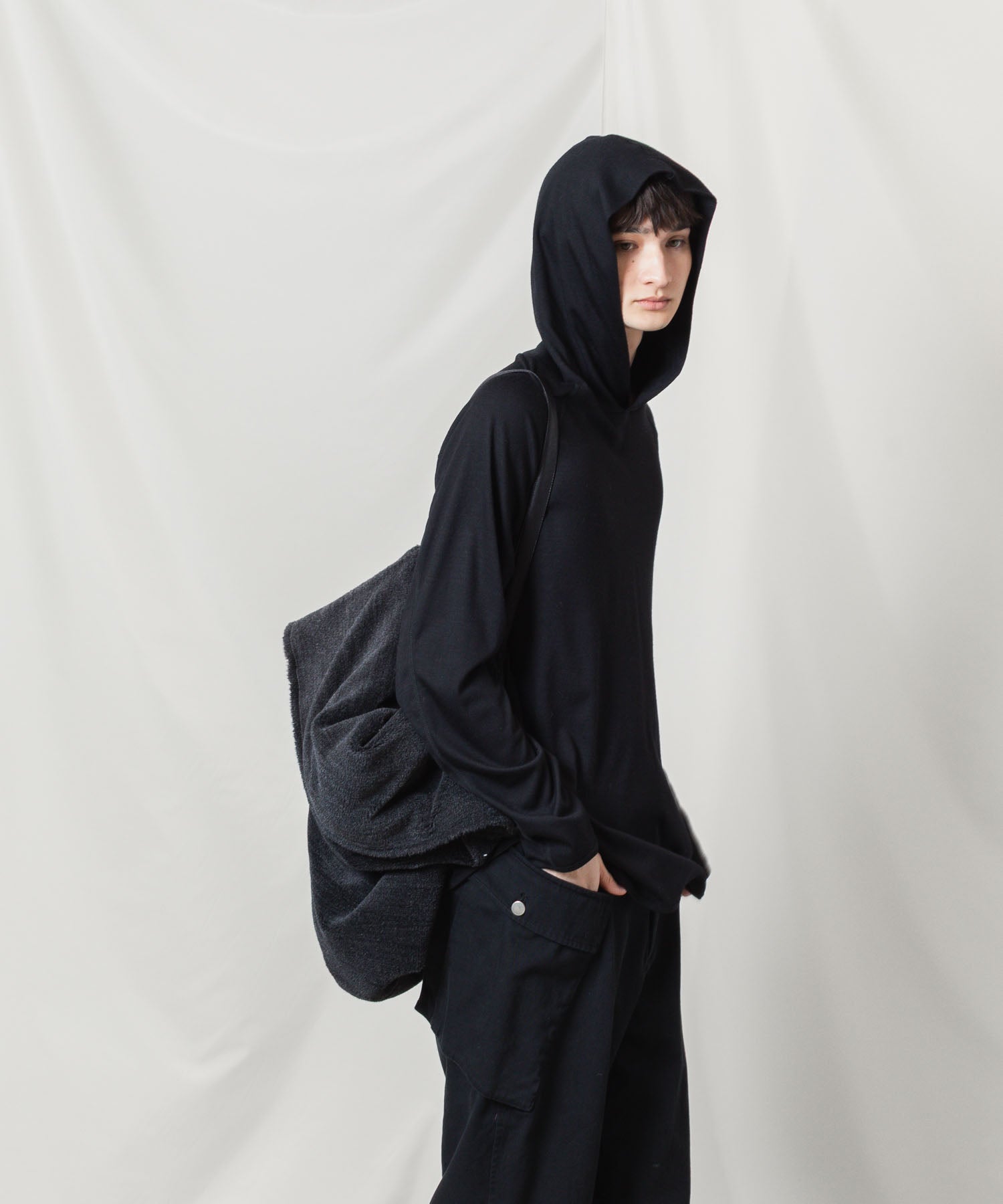 ATTACHMENT アタッチメントの1/60 WOOL SMOOTH HOODED PULLOVER - BLACKの公式通販サイトsession福岡セレクトショップ