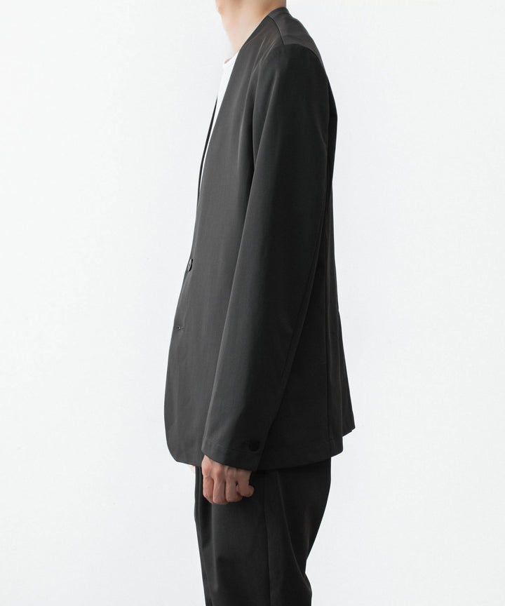 ATTACHMENT / EXCLUSIVE ITEMアタッチメントのLUCA MATTE TWIST COLLARLESS JKT - D.KHAKIの公式通販サイトsession福岡セレクトショップ