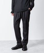画像をギャラリービューアに読み込む, ATTACHMENT アタッチメントのT/W/SI STRETCH GABARDINE REGULAR FIT EASY TROUSERS - S.BLACKの公式通販サイトsession福岡セレクトショップ
