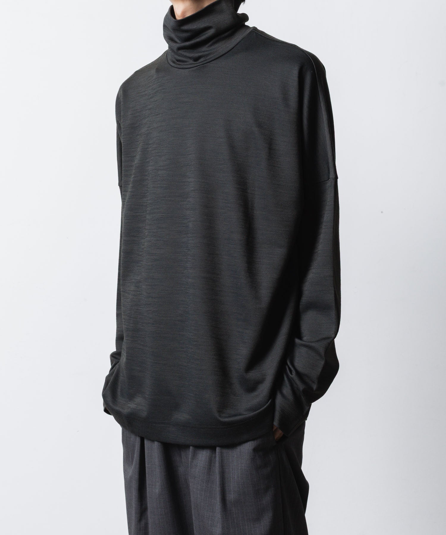 ATTACHMENT / EXCLUSIVE ITEM アタッチメントのWO/NYスムース ハイネックカットソー L/S - D.GRAYの公式通販サイトsession福岡セレクトショップ