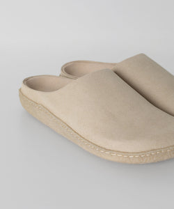 【ATTACHMENT】ATTACHMENT アタッチメントのSYNTHETIC SUEDE LEATHER MULE - BEIGE 公式通販サイトsession福岡セレクトショップ