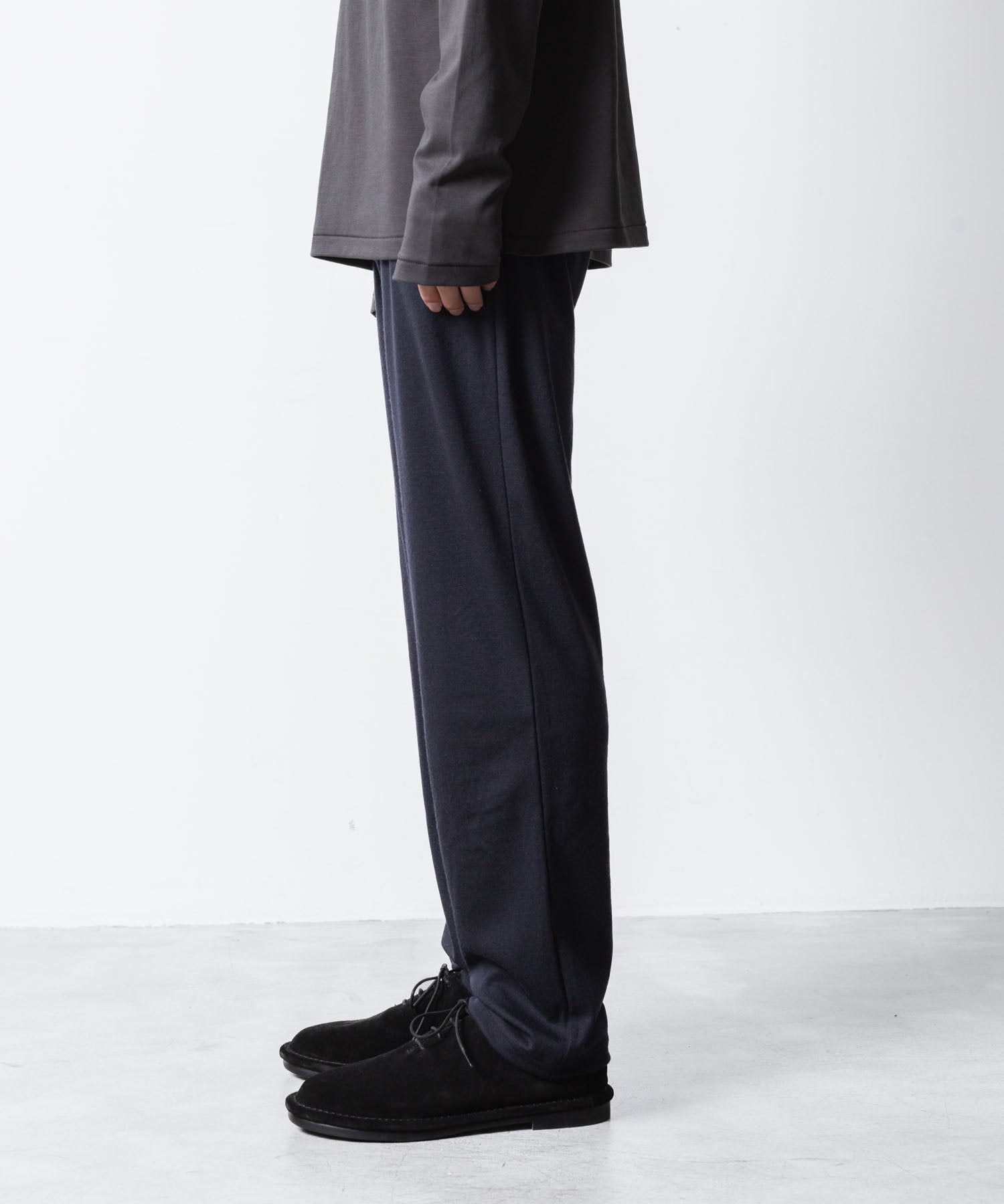 ATTACHMENT アタッチメントの1/60 WOOL SMOOTH SLIM FIT LOUNGE TROUSERS - NAVYの公式通販サイトsession福岡セレクトショップ