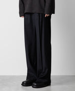 画像をギャラリービューアに読み込む, ATTACHMENT アタッチメントのWASHABLE WO/PE STRETCH SAXONY BELTED WIDE TROUSERS - NAVY 公式通販サイトsession福岡セレクトショップ
