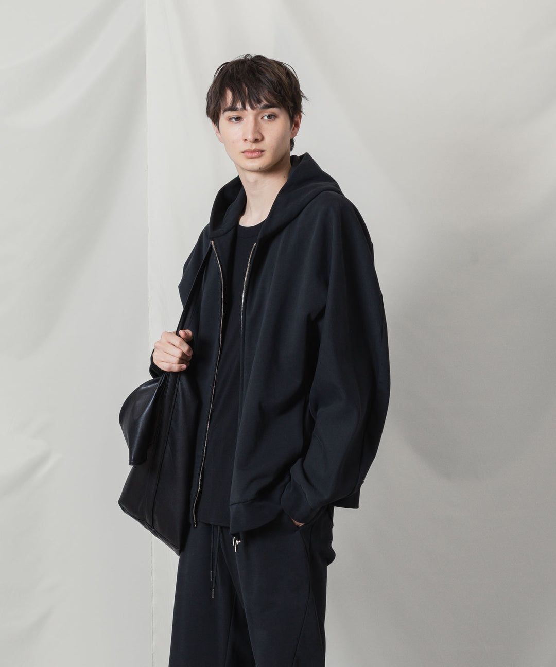 ATTACHMENT アタッチメントのCO STRECH TERRY ZIP UP HOODIE - BLACKの公式通販サイトsession福岡セレクトショップ