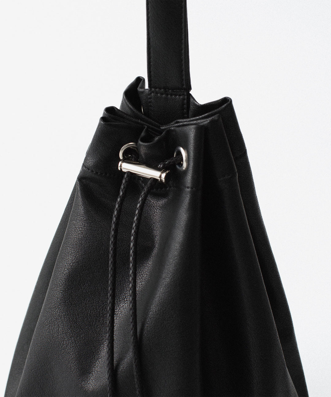 ATTACHMENT / EXCLUSIVE ITEMアタッチメントのSYNTHETIC LEATHER SMALL BUCKET BAG - BLACKの公式通販サイトsession福岡セレクトショップ