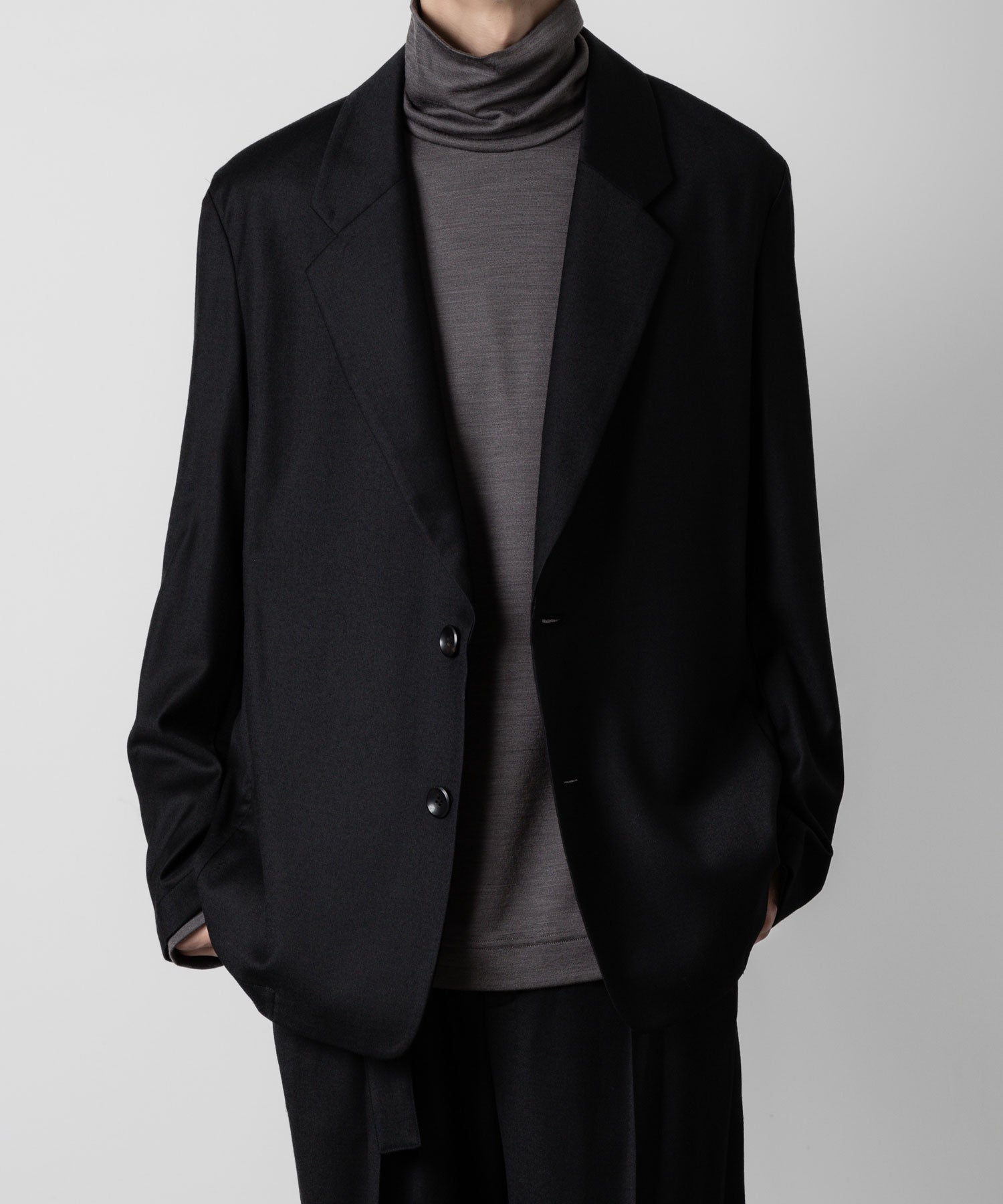 ATTACHMENT アタッチメントのWASHABLE WO/PE STRETCH SAXONY OVERSIZED LIGHT JACKET - BLACK 公式通販サイトsession福岡セレクトショップ