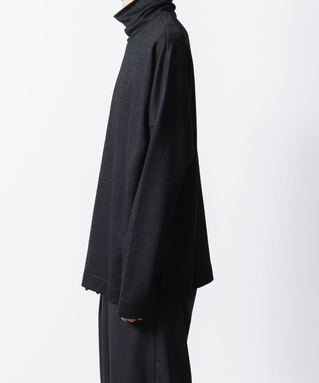ATTACHMENT / EXCLUSIVE ITEM アタッチメントのWO/NYスムース ハイネックカットソー L/S - BLACKの公式通販サイトsession福岡セレクトショップ