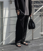 画像をギャラリービューアに読み込む, ATTACHMENT アタッチメントのSMOOTH LEATHER SLIDE SANDAL - BLACKの公式通販サイトsession福岡セレクトショップ
