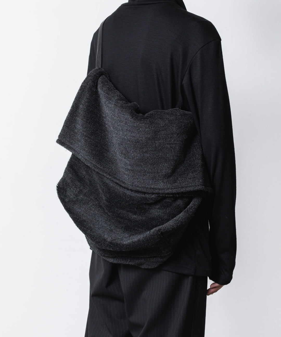 ATTACHMENT アタッチメントのWO/ALPACA BOA SHOULDER BAG - D.GRAYの公式通販サイトsession福岡セレクトショップ