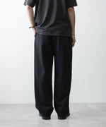 画像をギャラリービューアに読み込む, ATTACHMENT アタッチメントのCO STRETCH TERRY 1TUCK EASY TROUSERS - BLACKの公式通販サイトsession福岡セレクトショップ
