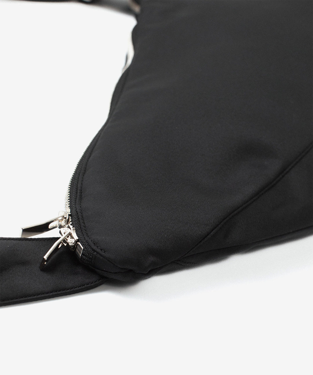 VEIN ヴェインのREVERSE SATIN SHOULDER BAG - BLACKの公式通販サイトsession福岡セレクトショップ