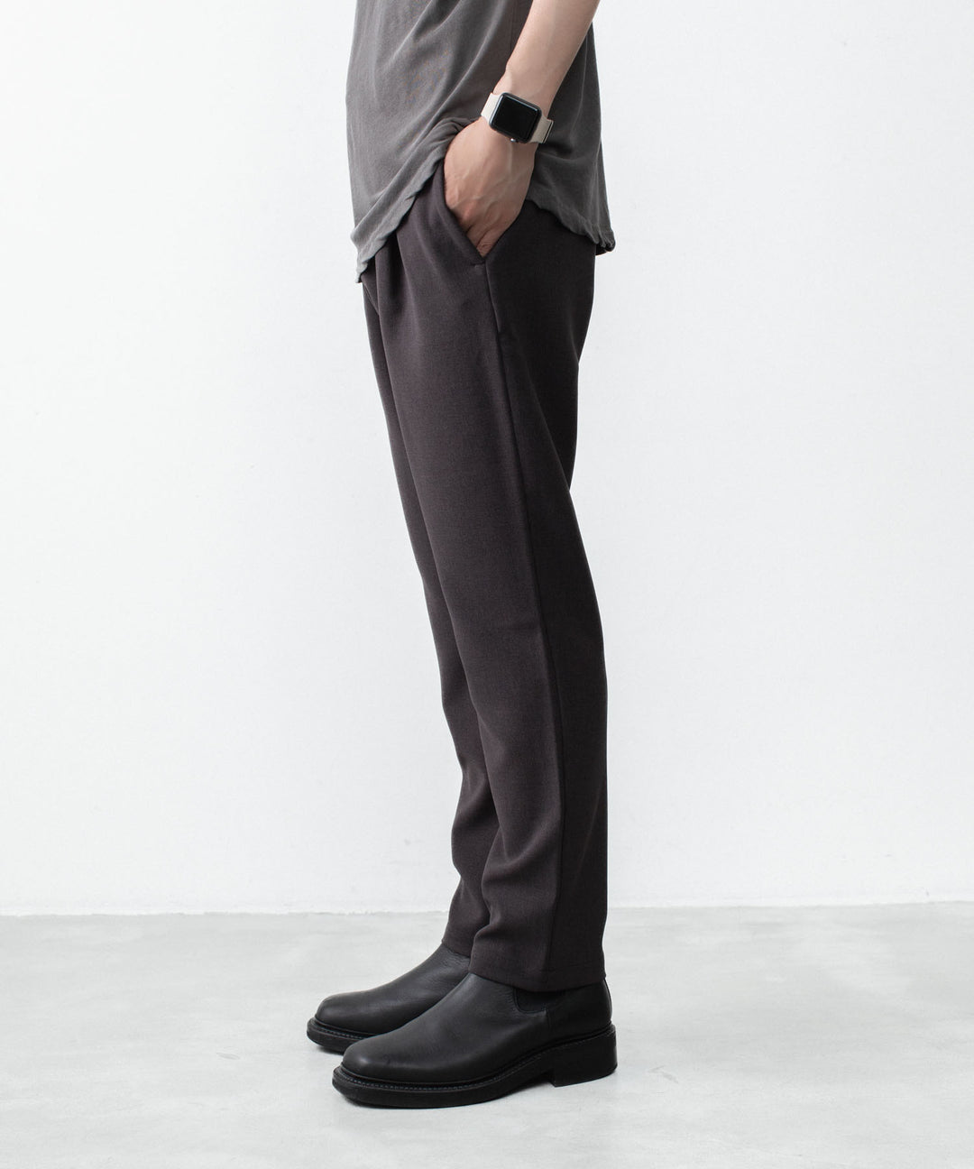 ATTACHMENT アタッチメントのPE STRETCH DOUBLE CLOTH REGULAR FIT EASY TROUSERS - D.BROWNの公式通販サイトsession福岡セレクトショップ