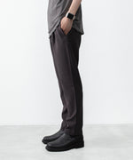 画像をギャラリービューアに読み込む, ATTACHMENT アタッチメントのPE STRETCH DOUBLE CLOTH REGULAR FIT EASY TROUSERS - D.BROWNの公式通販サイトsession福岡セレクトショップ
