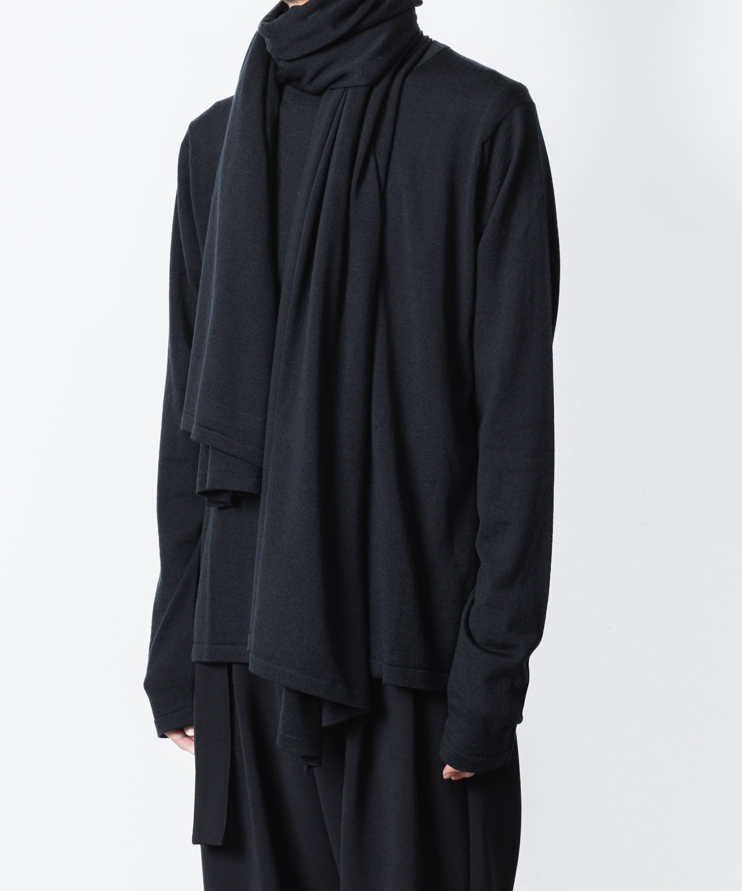 ATTACHMENT アタッチメント × JOHN SMEDLEYの× JOHN SMEDLEY MERINO EXTRAFINE WIDE STOLE - BLACKの公式通販サイトsession福岡セレクトショップ
