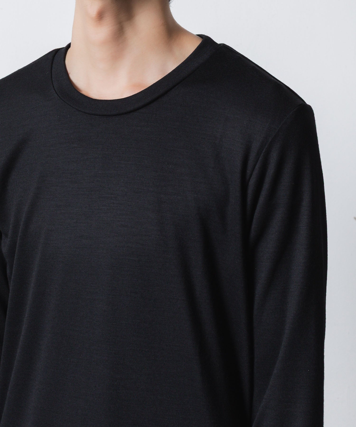 ATTACHMENT アタッチメントの1/60 WOOL SMOOTH SLIM FIT L/S TEE - BLACKの公式通販サイトsession福岡セレクトショップ