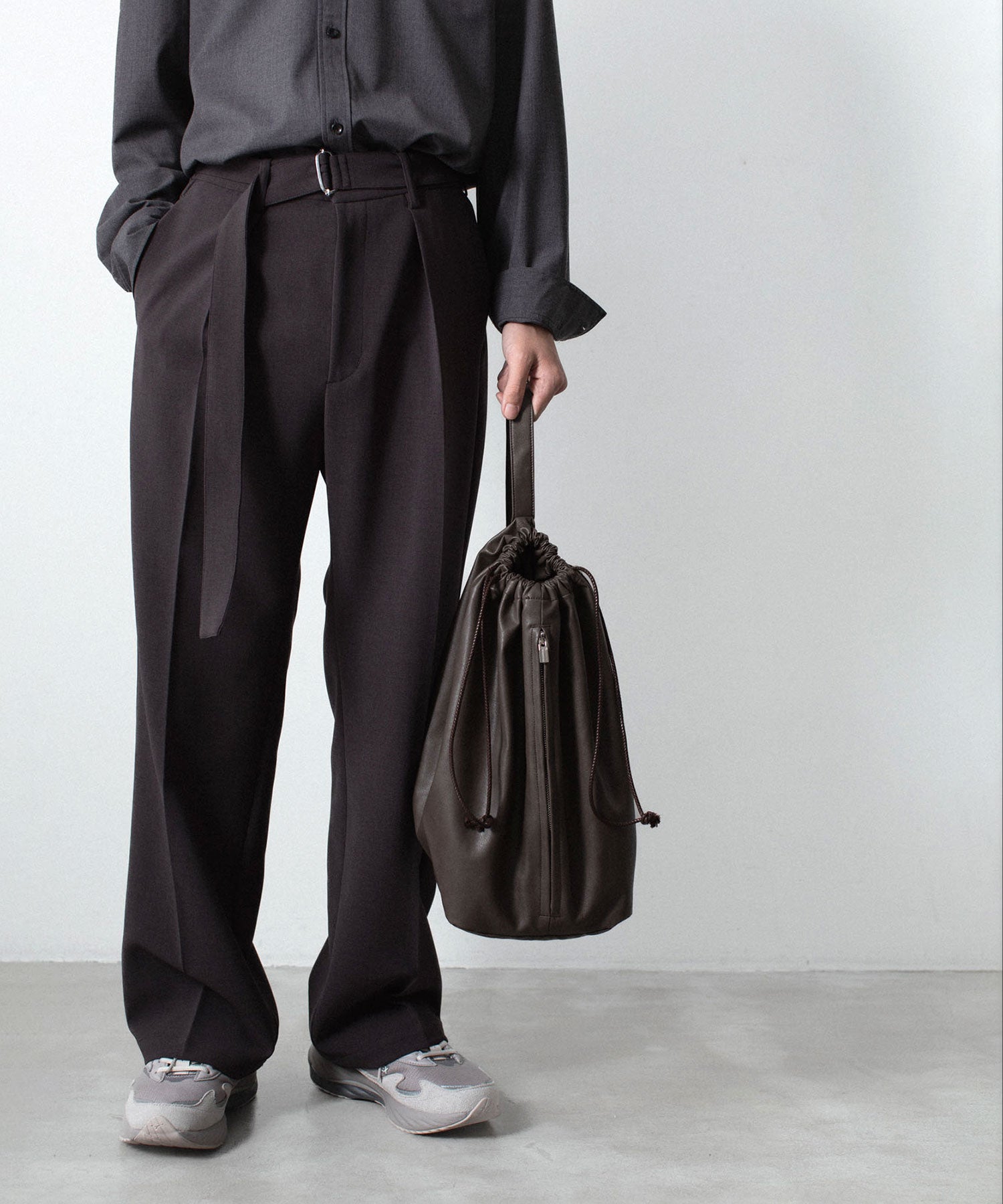 ATTACHMENT /アタッチメント】SYNTHETIC LEATHER BUCKET BAG - D.BROWN