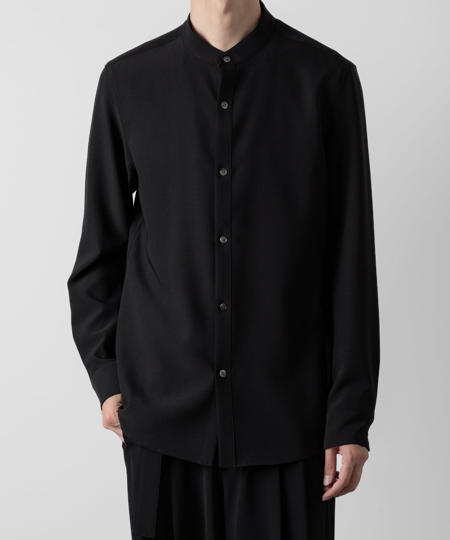 ATTACHMENT アタッチメントのPE STRETCH VIYELLA BAND COLLAR DRESS SHIRT - BLACK 公式通販サイトsession福岡セレクトショップ