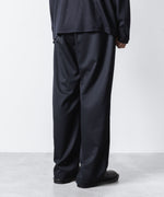 画像をギャラリービューアに読み込む, ATTACHMENT アタッチメントのT/W/SI STRETCH GABARDINE 1TUCK EASY TROUSERS - D.NAVYの公式通販サイトsession福岡セレクトショップ
