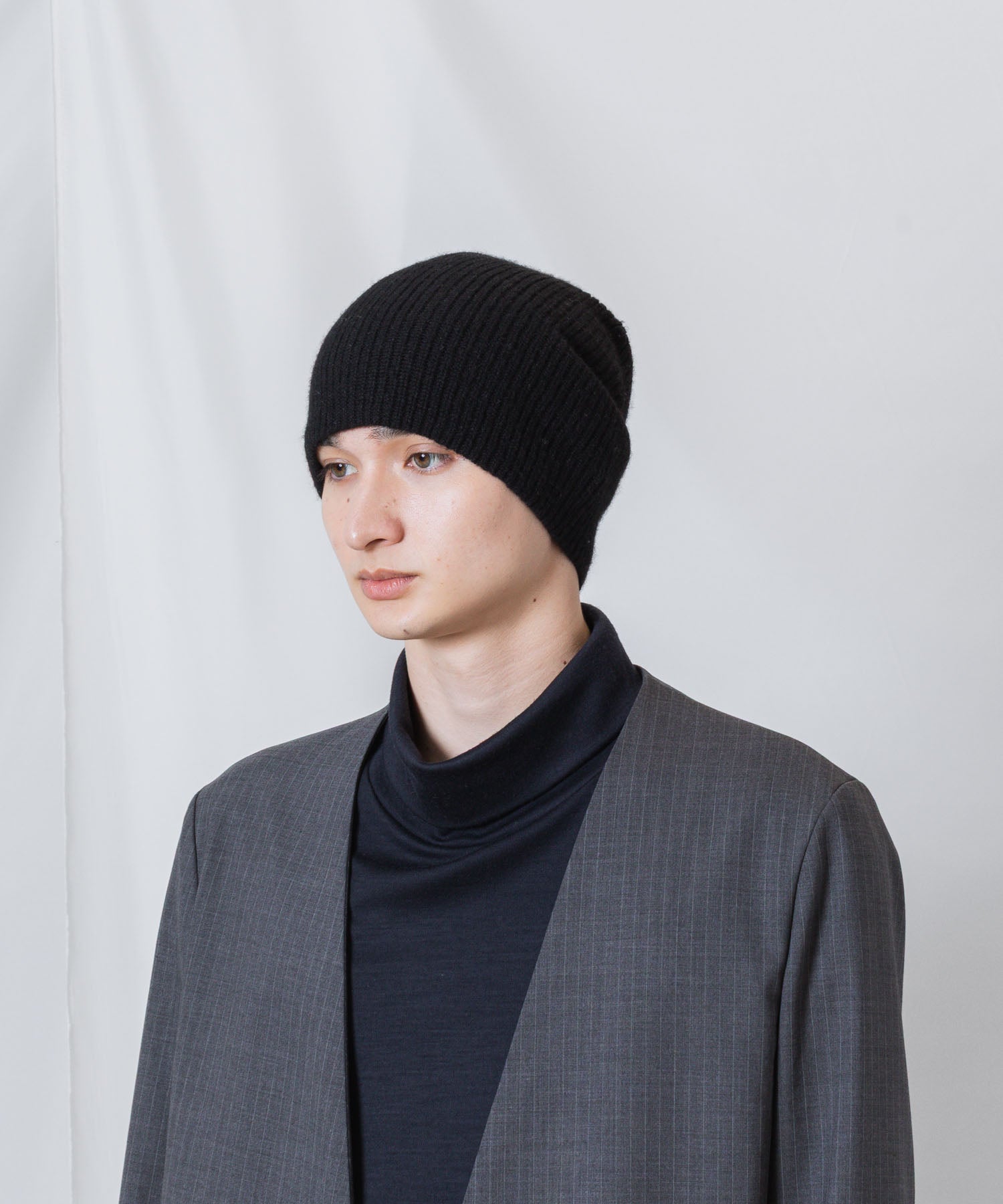 ATTACHMENT アタッチメントのCASHMERE　KNIT BEANIE - BLACKの公式通販サイトsession福岡セレクトショップ
