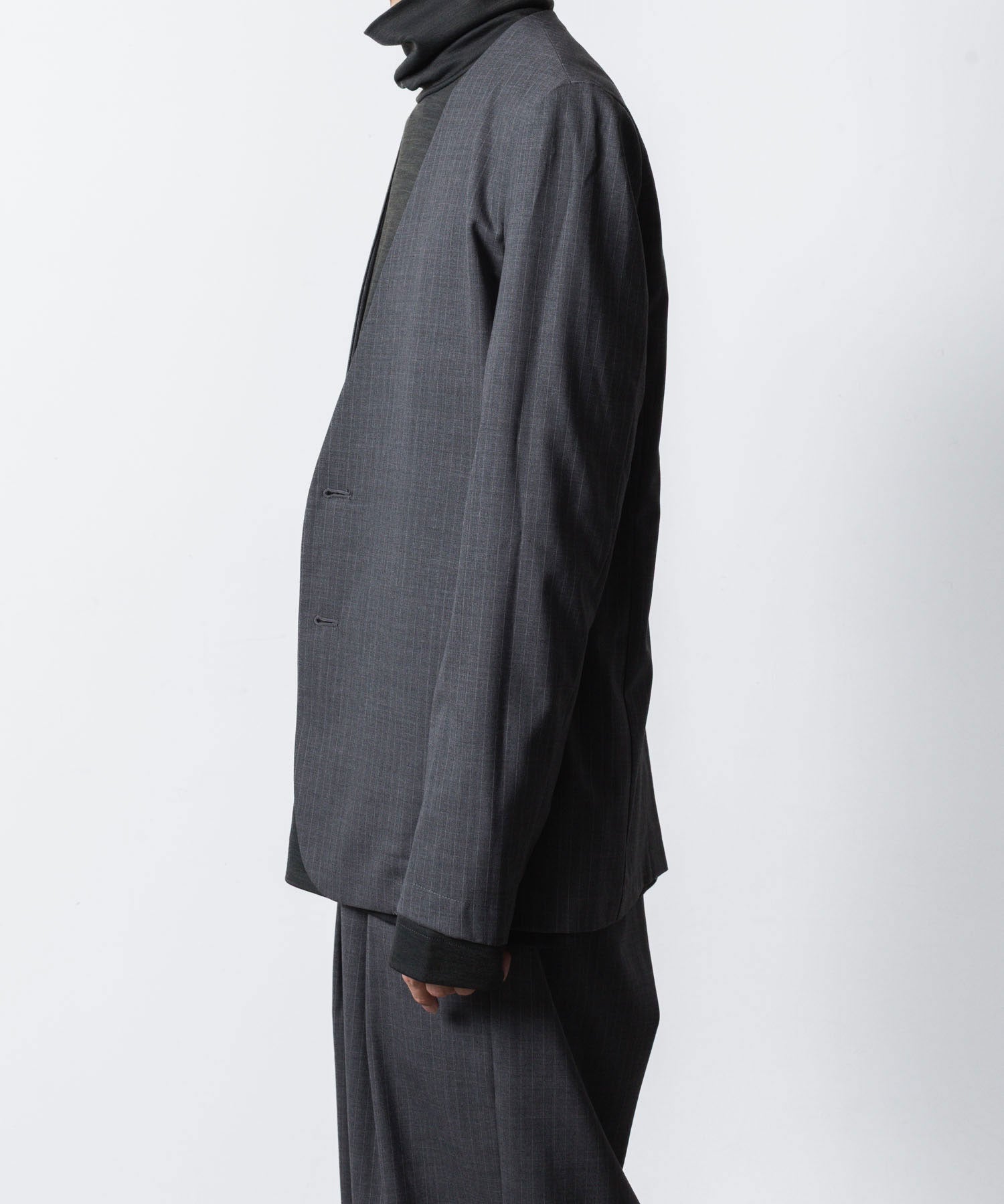 ATTACHMENT アタッチメントのT/W/SI STRETCH GABARDINE COLLARLESS JKT - S.GRAYの公式通販サイトsession福岡セレクトショップ