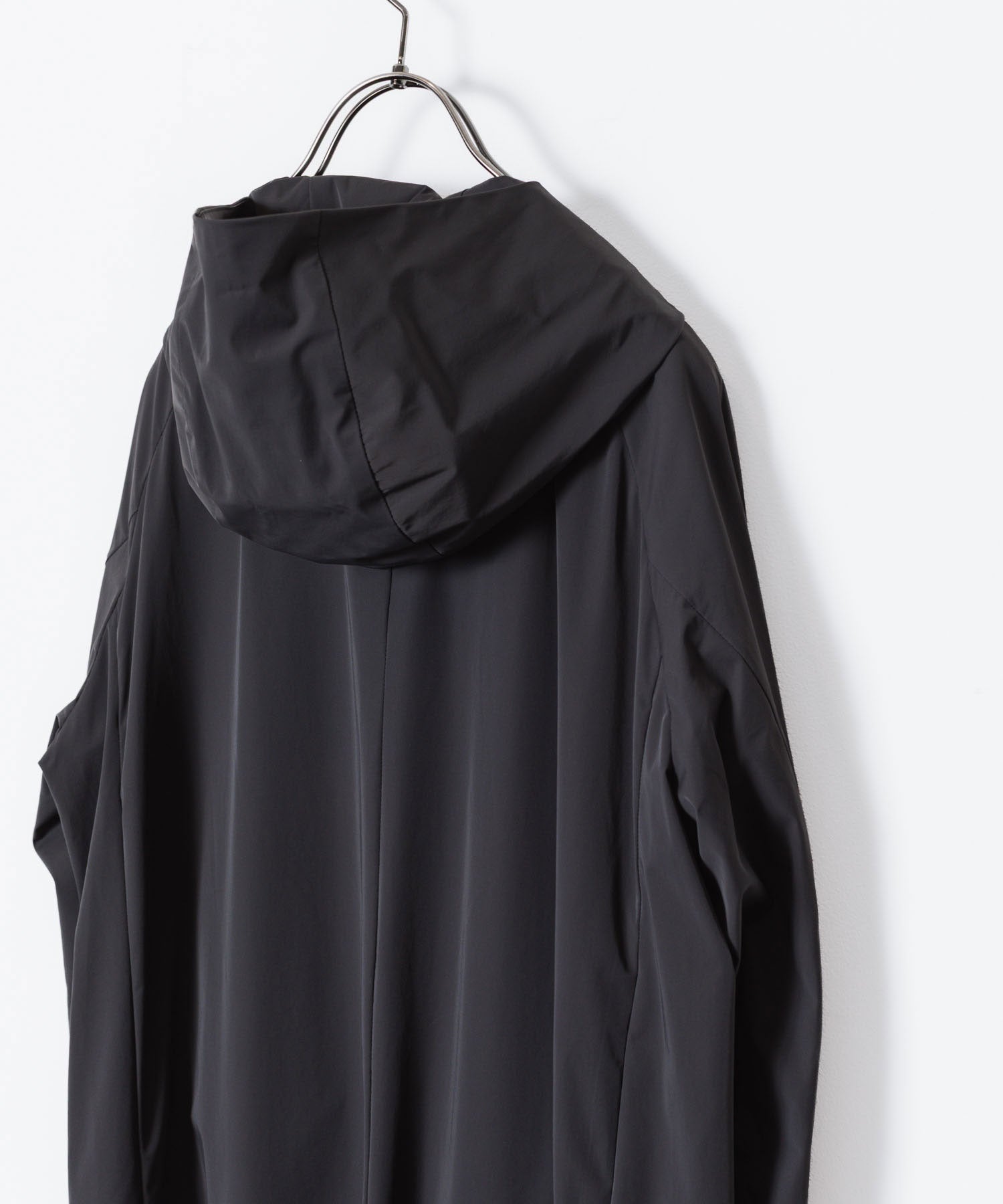 ATTACHMENT アタッチメントのNY 2LAYER STRETCH LIGHT HOODED COAT - BLACKの公式通販サイトsession福岡セレクトショップ