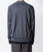 画像をギャラリービューアに読み込む, ATTACHMENT アタッチメント × JOHN SMEDLEYの× JOHN SMEDLEY MERINO EXTRAFINE BUTTONLESS V NECK CARDIGAN - D.GRAYの公式通販サイトsession福岡セレクトショップ
