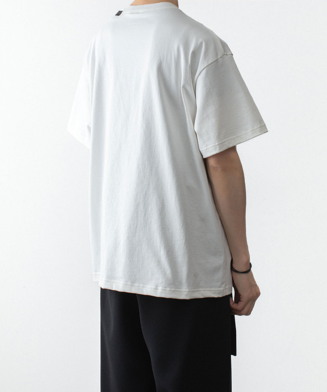 ATTACHMENT アタッチメントの30//2 SUVIN JERSEY EMBROIDERY TEE - WHITEの公式通販サイトsession福岡セレクトショップ
