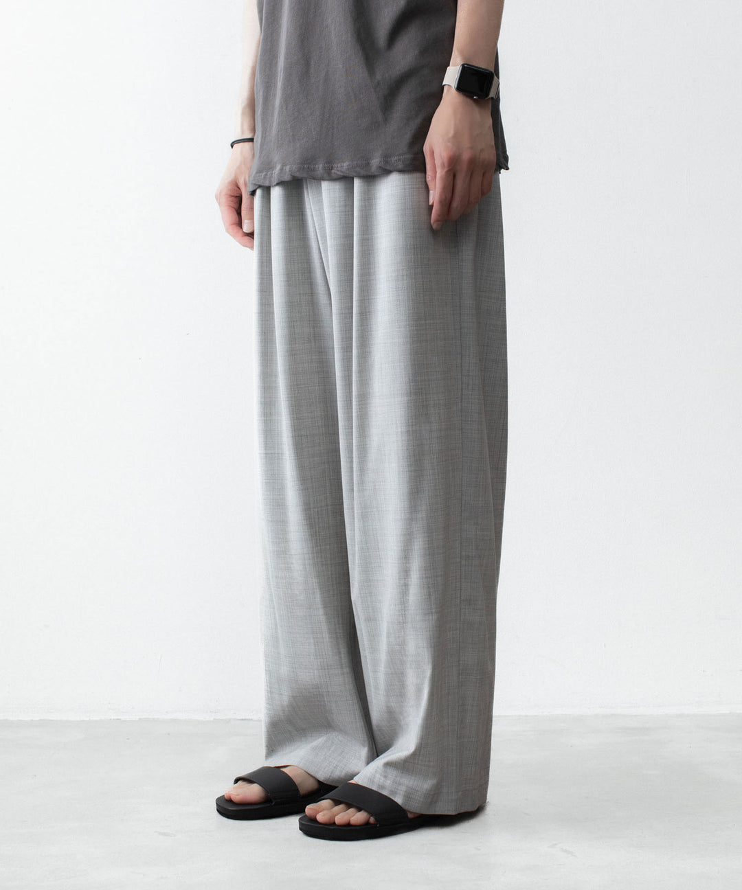 ATTACHMENT アタッチメントのWO/TA STRETCH TRO 1TUCK WIDE TROUSERS - X.GRAYの公式通販サイトsession福岡セレクトショップ