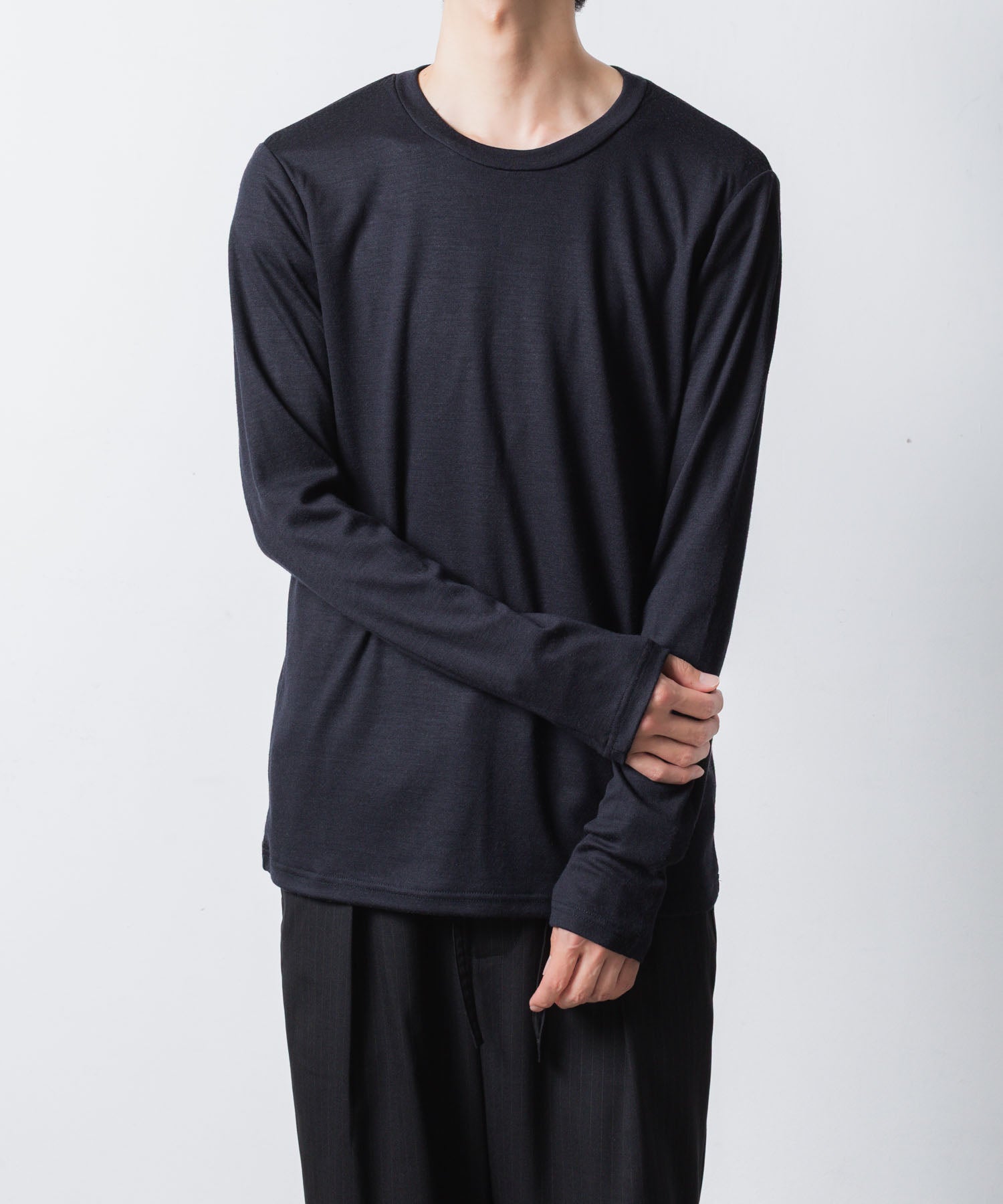 ATTACHMENT アタッチメントの1/60 WOOL SMOOTH SLIM FIT L/S TEE - NAVYの公式通販サイトsession福岡セレクトショップ