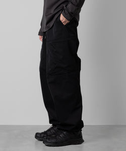 【ATTACHMENT】ATTACHMENT アタッチメントのNY/CO TWILL WIDE CARGO TROUSERS - BLACK 公式通販サイトsession福岡セレクトショップ