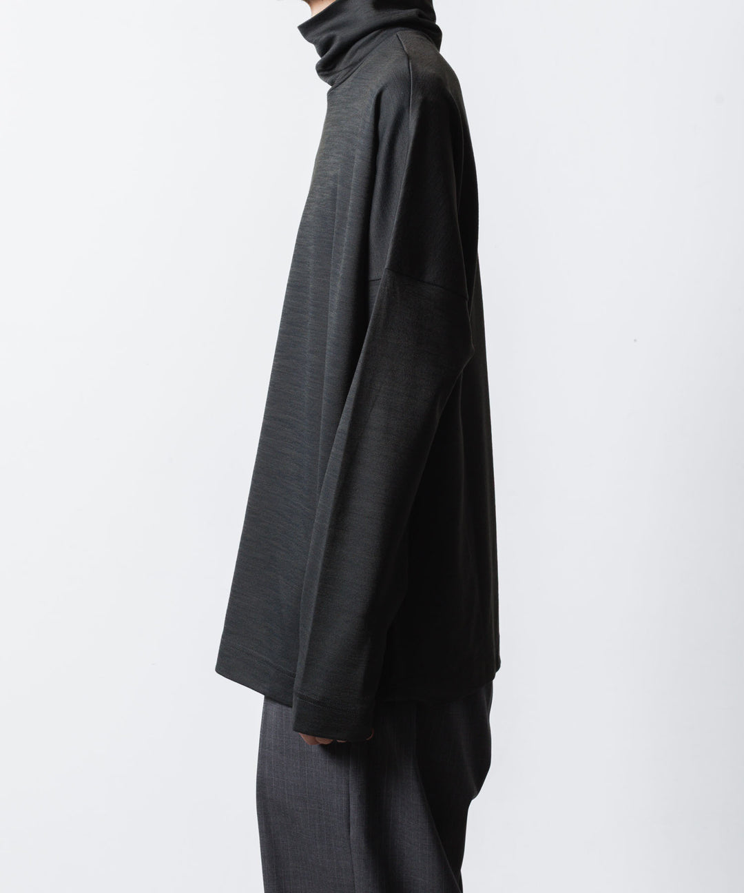 ATTACHMENT / EXCLUSIVE ITEM アタッチメントのWO/NYスムース ハイネックカットソー L/S - D.GRAYの公式通販サイトsession福岡セレクトショップ