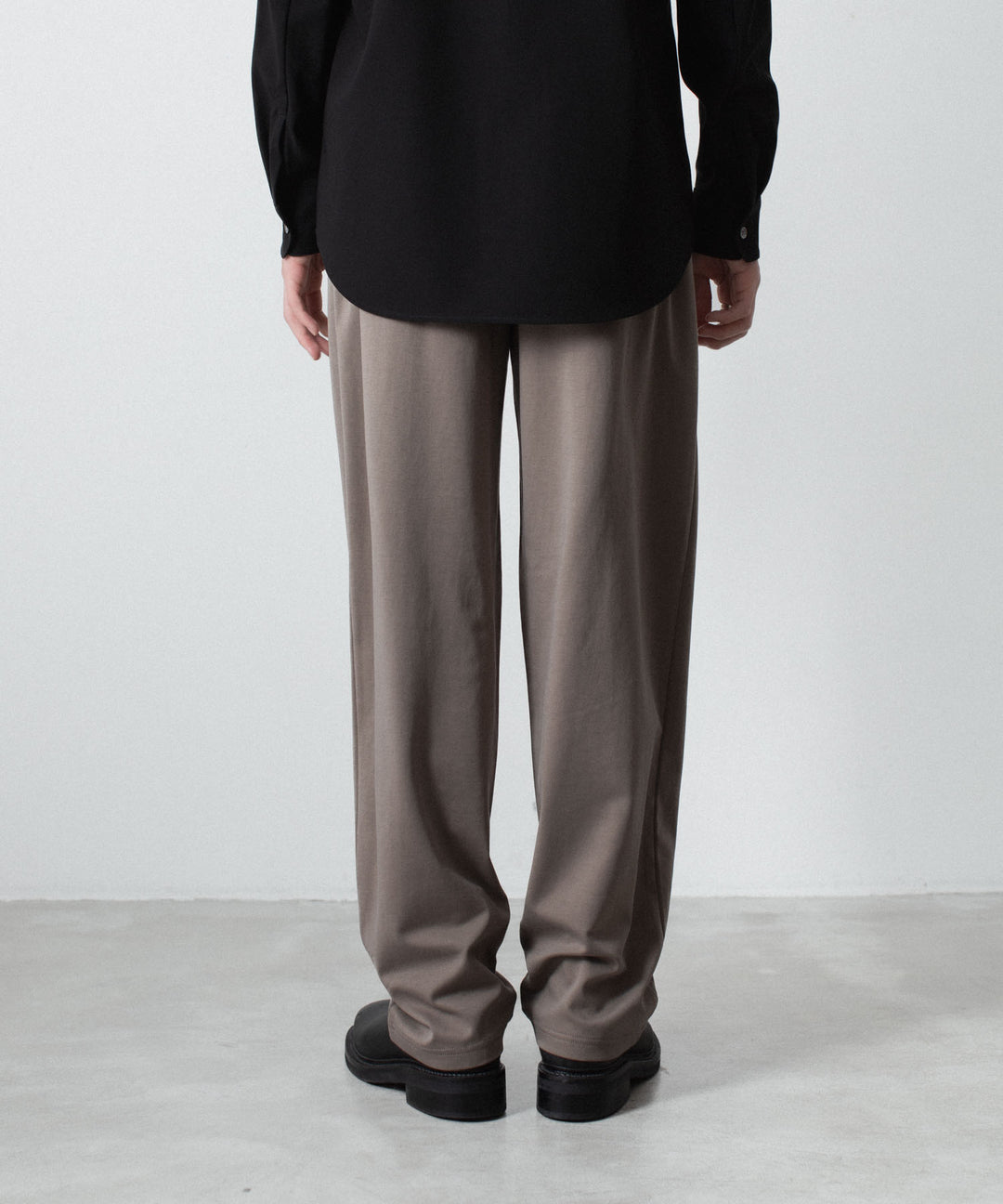 ATTACHMENT アタッチメントのCOTTON DOUBLE FACE LOUNGE TROUSERS - KHAKI GRAYの公式通販サイトsession福岡セレクトショップ