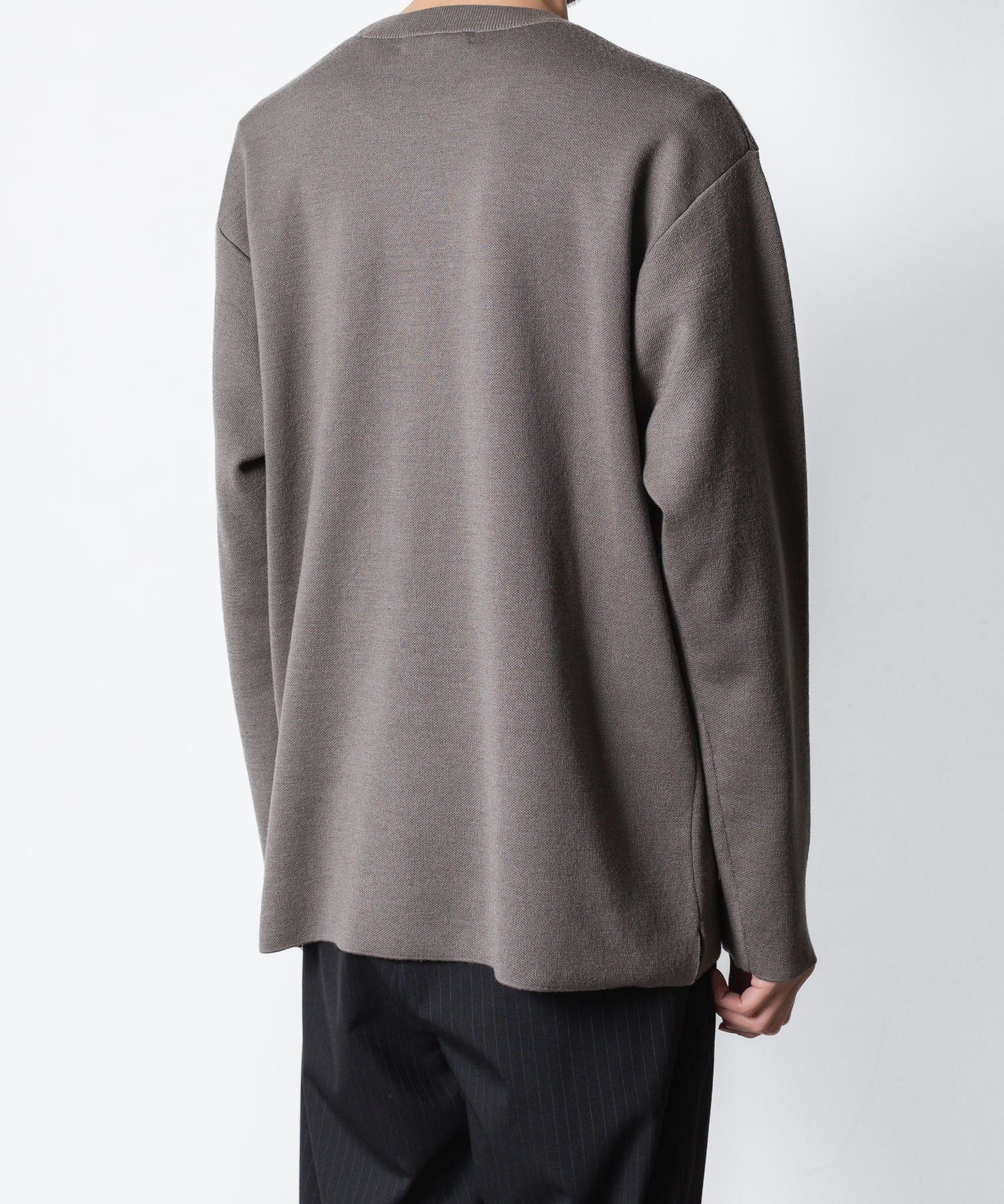 ATTACHMENT アタッチメントのWOxPE DOUBLE FACE KNIT CREW NECK PULLOVER - KHAKI GRAYの公式通販サイトsession福岡セレクトショップ