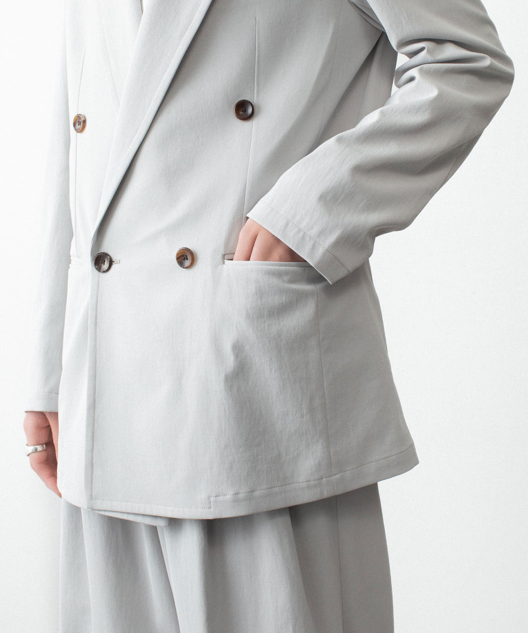 ATTACHMENT アタッチメントのPE/CO/LI DRY TWILL DOUBLE-BREASTED JKT - L.GRAYの公式通販サイトsession福岡セレクトショップ
