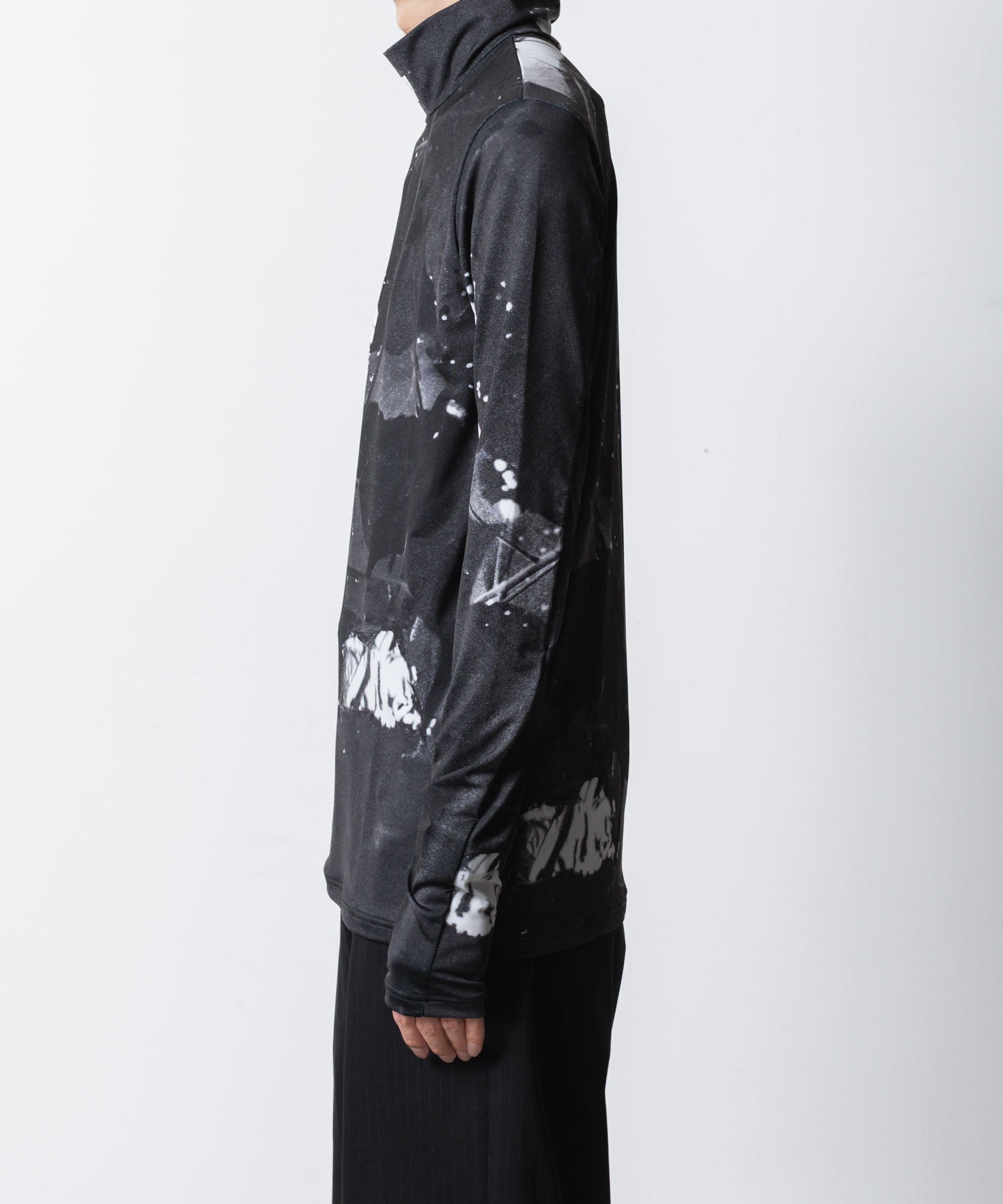 VEIN ヴェインのPRINTED COOLMAX STRETCH JERSEY VPW HIGH NECK L/S TEE - BLACKの公式通販サイトsession福岡セレクトショップ