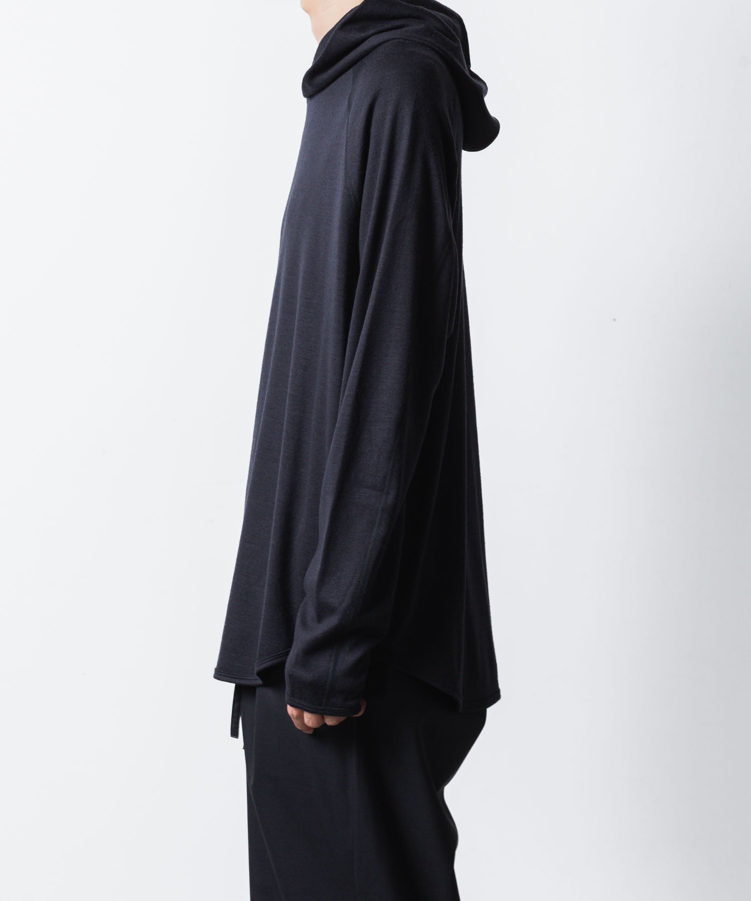 ATTACHMENT アタッチメントの1/60 WOOL SMOOTH HOODED PULLOVER - NAVYの公式通販サイトsession福岡セレクトショップ